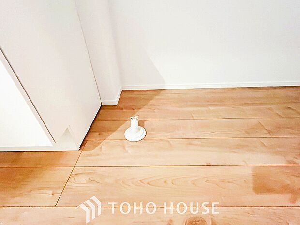 洗濯機を配置しても十分なスペースを確保しております。