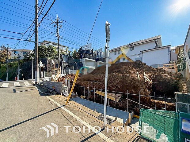 落ち着きのある閑静な住宅街。きっとここからご家族のかけがえのない想い出が作られることでしょう。