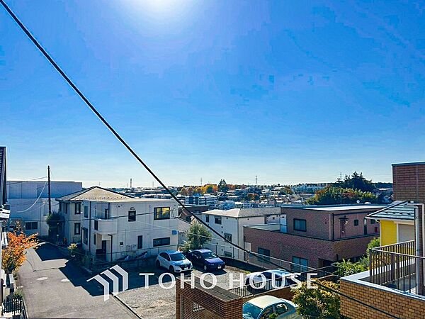 開放的で気持ちの良い眺望と青い空を満喫できます。