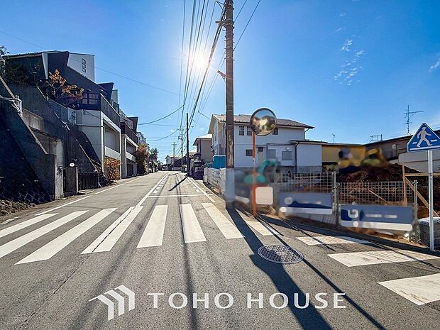 忙しく過ぎゆく日常を置き去るほど、ゆったりした時間が流れる住環境。