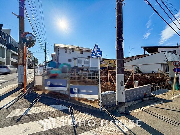 時間のゆとりと空間、爽やかな陽光がもたらす光と風を贅沢なまでに感じる暮らしが始まります。