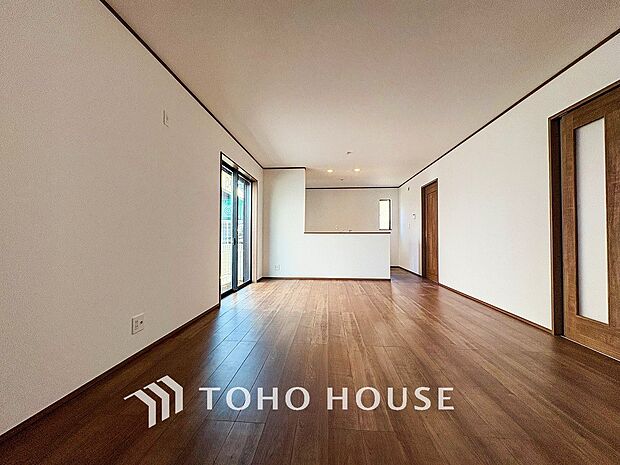 空気感という居心地の良いBGMは、暮らしのステージを彩り、心のやすらぎと満足感を与えてくれます。