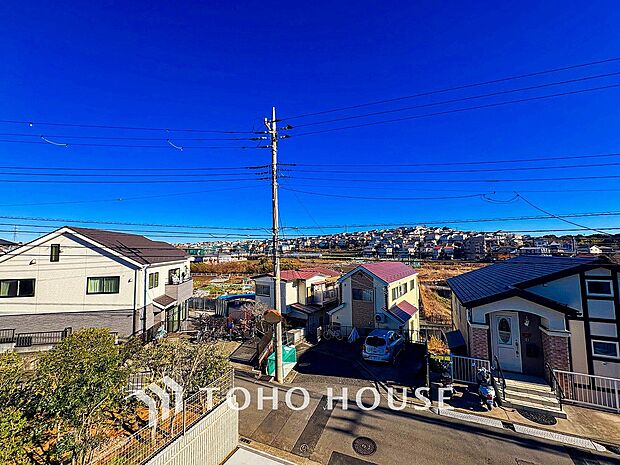 開放的で気持ちの良い眺望と青い空を満喫できます。