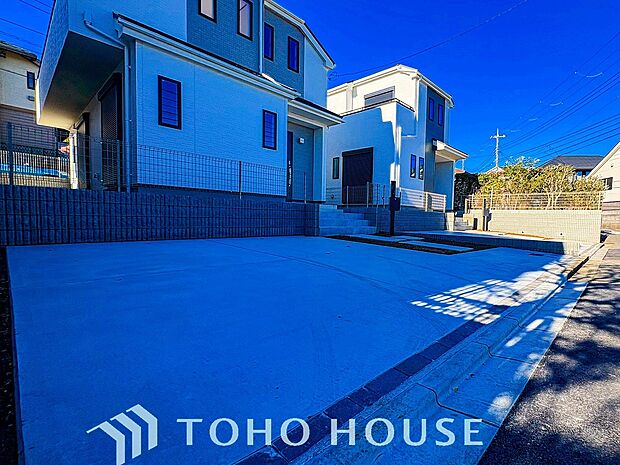 カースペースもゆとりある空間を保っています。