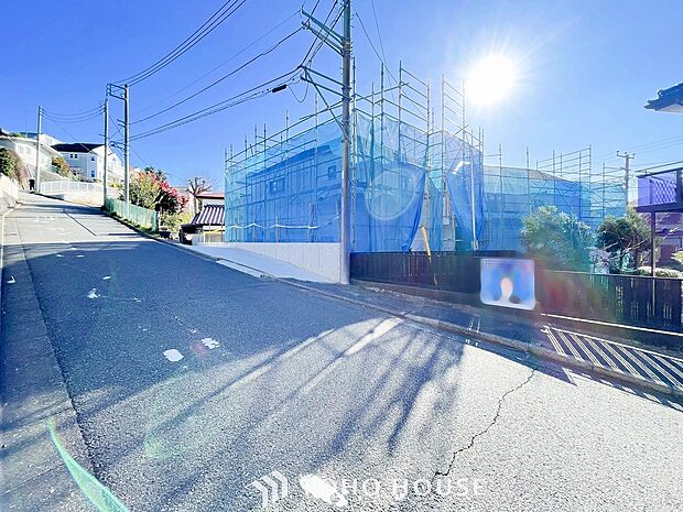 表現された空間は豊かな光と風を纏い、暮らしの時間を豊かにしてくれます。