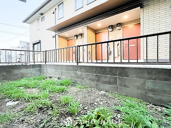 毎日の暮らしの中に癒しを与えてくれるお庭スペース。