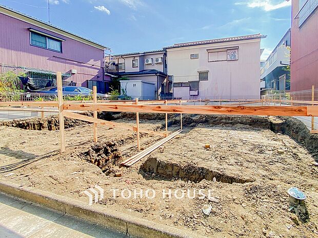 落ち着きのある閑静な住宅街。きっとここからご家族のかけがえのない想い出が作られることでしょう。