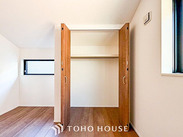 空間を余すところなく有効利用した収納は生活空間をより上質なものにしてくれるでしょう。