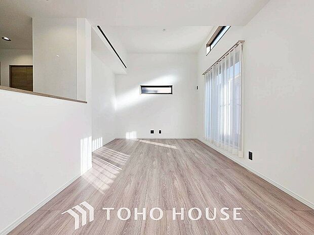 開放感あるリビングダイニング。ご家族とのんびりしたひと時を過ごせますね。