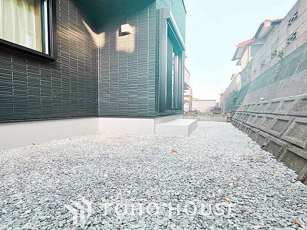 毎日の暮らしの中に癒しを与えてくれるお庭スペース