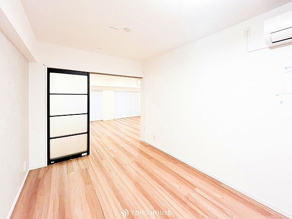趣味に没頭したり、自分の時間を愉しめる一部屋です。