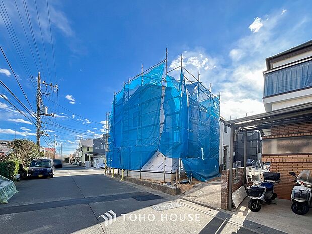 表現された空間は豊かな光と風を纏い、暮らしの時間を豊かにしてくれます。