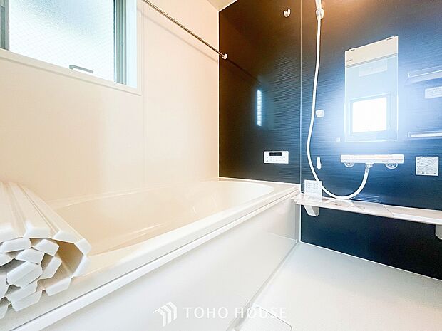 一日の疲れが癒される優雅な時間を堪能できるゆとりあるバスルームです。