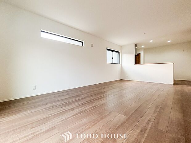 美味しいお料理も楽しいお喋りもキッチンを中心に広がります。