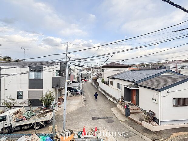 開放的で気持ちの良い眺望と青い空を満喫できます。