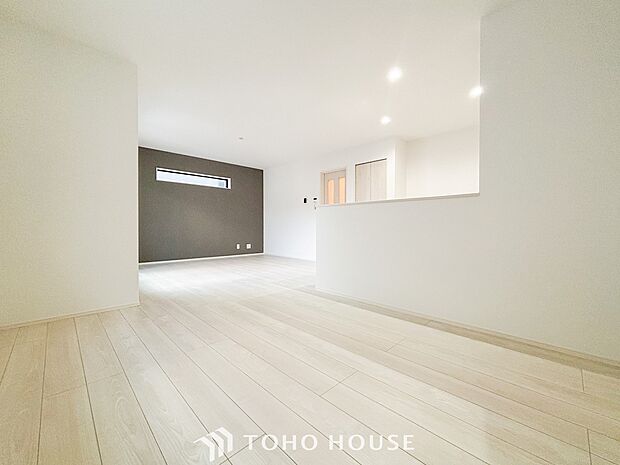 美味しいお料理も楽しいお喋りもキッチンを中心に広がります。