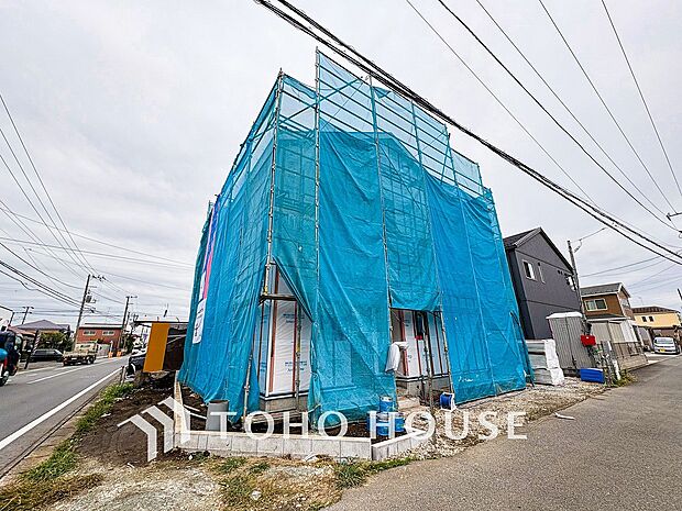 時間のゆとりと空間、爽やかな陽光がもたらす光と風を贅沢なまでに感じる暮らしが始まります。