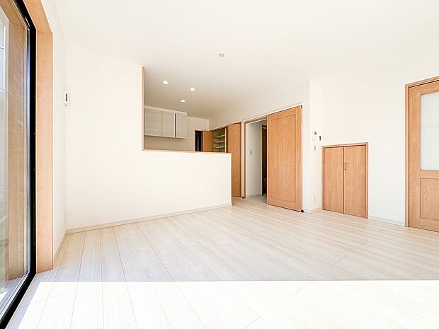 一日の中で多くの時間を過ごすことになる住まいだからこそ、いつも穏やかな空間であるように心掛けています