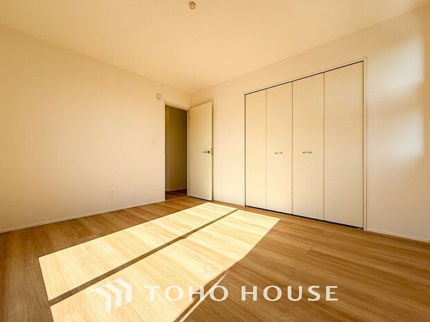 収納スペースもあり、生活しやすい居住スペースです。