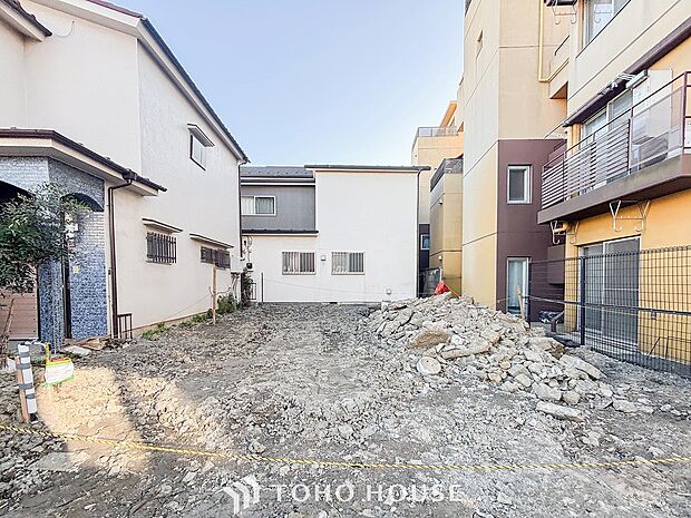 時間のゆとりと空間、爽やかな陽光がもたらす光と風を贅沢なまでに感じる暮らしが始まります。