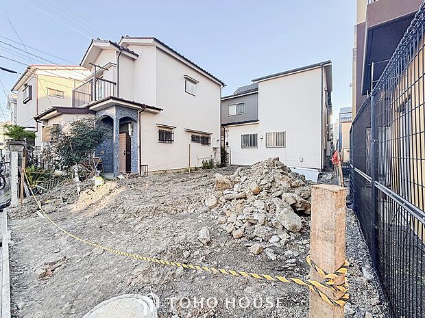 表現された空間は豊かな光と風を纏い、暮らしの時間を豊かにしてくれます。