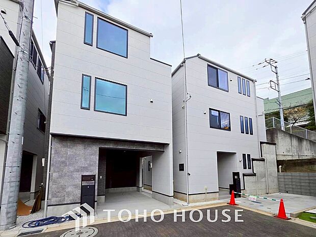 閑静な住宅街の一角、ひと時のくつろぎが生まれ、ゆっくりと愛着が育まれていきます。