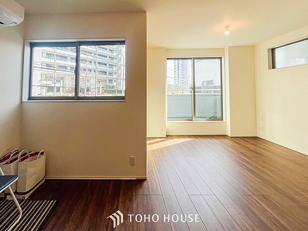 空気感という居心地の良いＢＧＭは、暮らしのステージを彩り、心のやすらぎと満足感を与えてくれます。