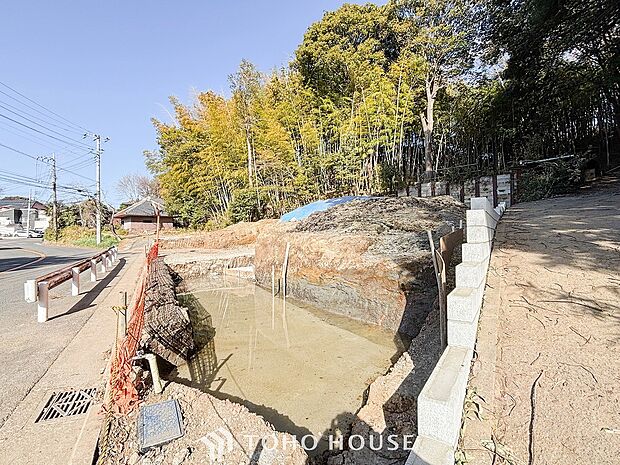 忙しく過ぎゆく日常を置き去るほど、ゆったりした時間が流れる住環境。