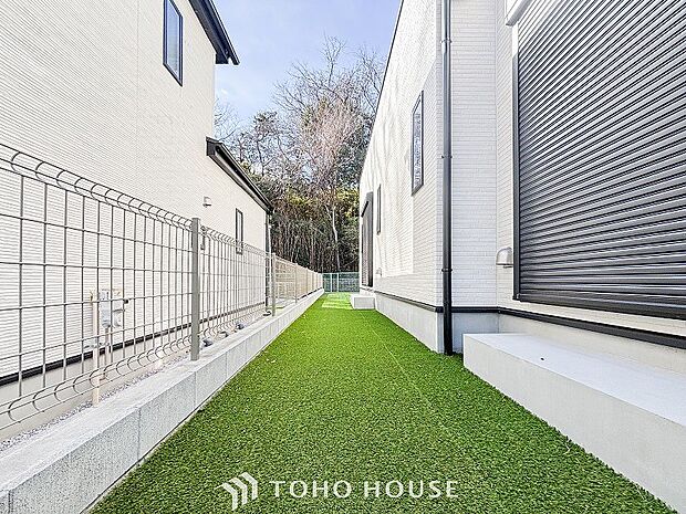 毎日の暮らしの中に癒しを与えてくれるお庭スペース。