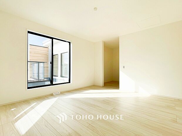 採光もアクセントの一つとして。プライベートルームにはやさしい光が射し込んでいます。