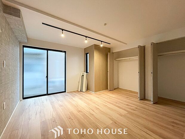 環境の良い場所にセンス良く暮らしたい、こだわりの室内には至福のシーンが繰り広げられます。