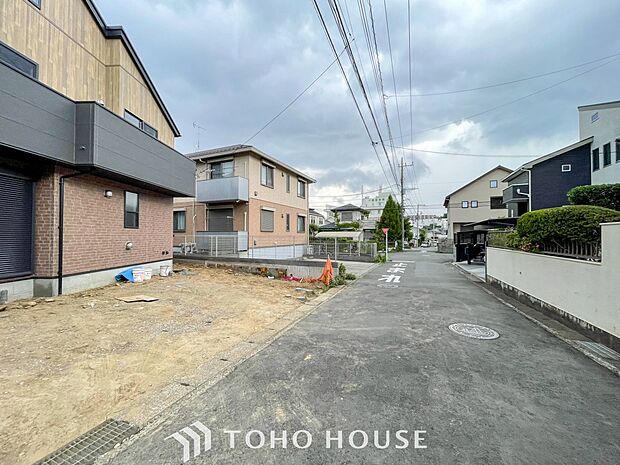 落ち着きのある閑静な住宅街。きっとここからご家族のかけがえのない想い出が作られることでしょう。
