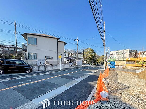 開放的で気持ちの良い眺望と青い空を満喫できます。