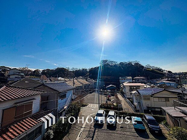 開放的で気持ちの良い眺望と青い空を満喫できます。