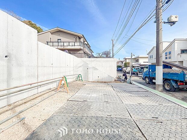 風を感じ青い空から太陽の恵みを感じるロケーション。