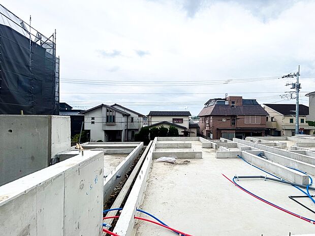 表現された空間は豊かな光と風を纏い、暮らしの時間を豊かにしてくれます。