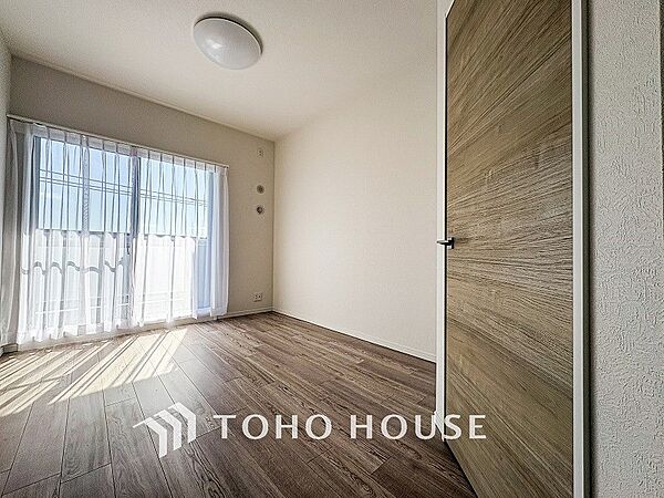 趣味に没頭したり、自分の時間を愉しめる一部屋です。