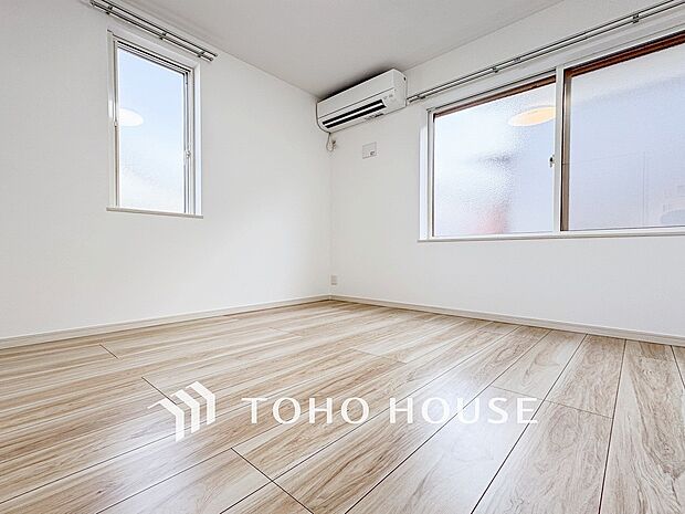 1日の疲れを癒し、心地よく寛げるようゆったりとした広さを確保しています。