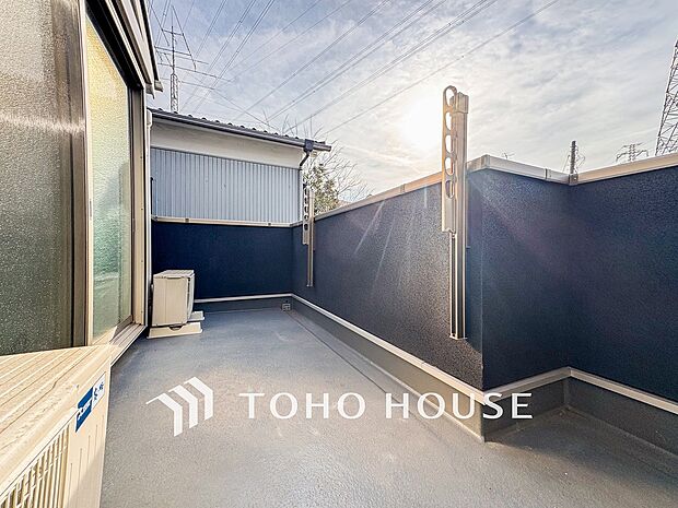 お部屋にも爽やかな風と暖かく柔らかな日差しが差し込み、毎日の暮らしを豊かに彩ります。