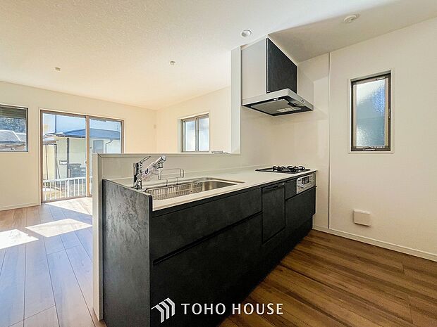 家族の健康を支えるキッチン。毎日使う場所だから気持よく使えて、居心地の良い空間に。