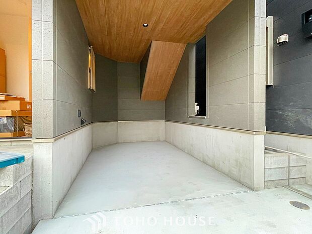 カースペースもゆとりある空間を保っています。