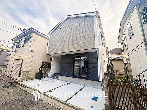 閑静な住宅街の一角、ひと時のくつろぎが生まれ、ゆっくりと愛着が育まれていきます。