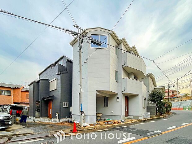 カースペースもゆとりある空間を保っています。