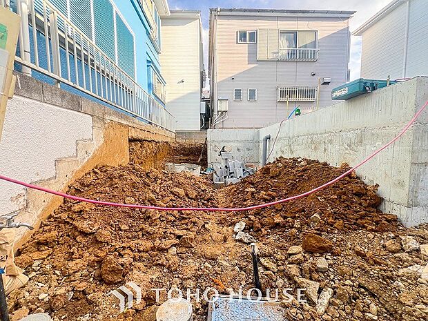 カースペースもゆとりある空間を保っています。