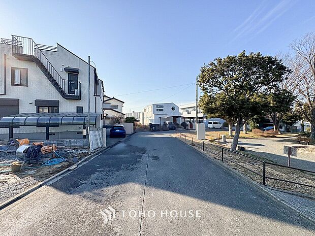 落ち着きのある閑静な住宅街。きっとここからご家族のかけがえのない想い出が作られることでしょう。