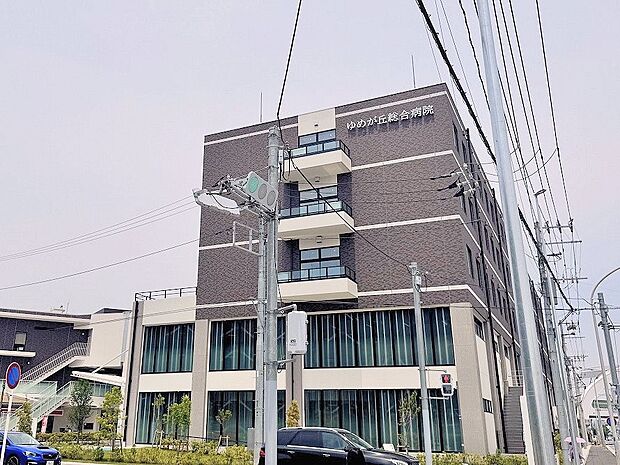 地域連携×先進医療の総合病院。駅前で利便性がよく、何かあったらすぐに受診できる、使い勝手のよい病院です。