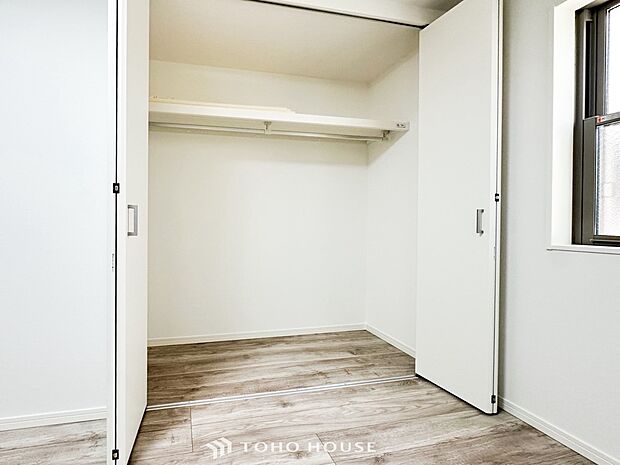 空間を余すところなく有効利用した収納は生活空間をより上質なものにしてくれるでしょう。