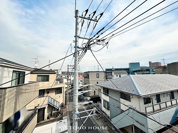 開放的で気持ちの良い眺望と青い空を満喫できます。