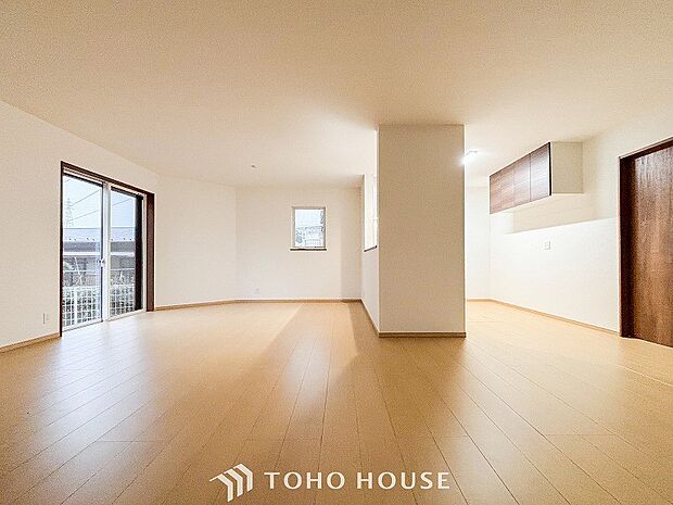 空気感という居心地の良いBGMは、暮らしのステージを彩り、心のやすらぎと満足感を与えてくれます。