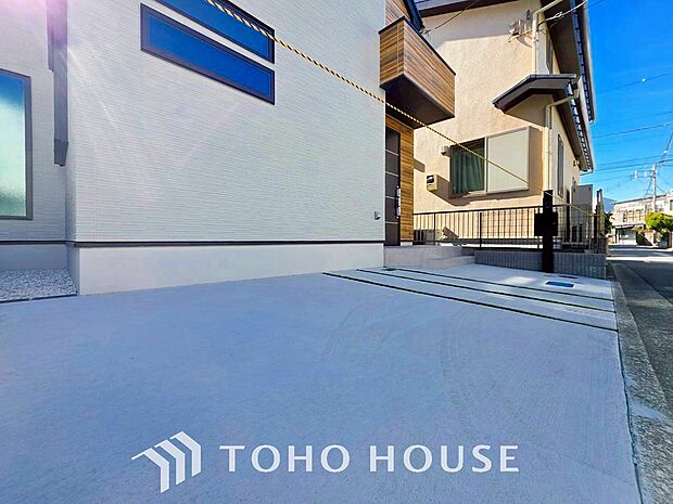 カースペースもゆとりある空間を保っています。